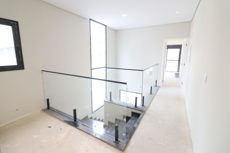 Casa à venda com 150m², 3 quartos e 4 vagasCorredor