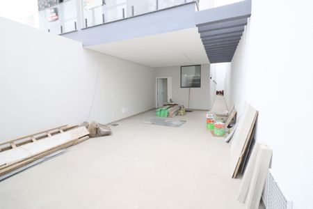 Casa à venda com 150m², 3 quartos e 4 vagasGaragem