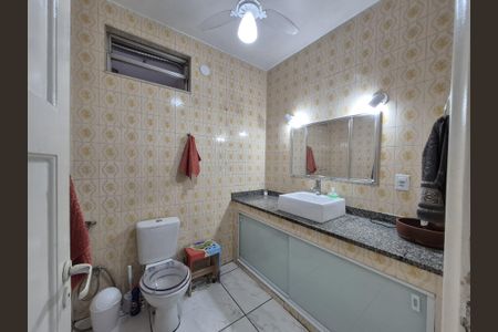 Banheiro de apartamento para alugar com 2 quartos, 82m² em Grajaú, Rio de Janeiro