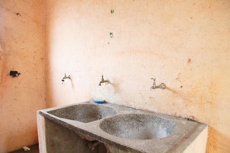 Casa para alugar com 105m², 2 quartos e sem vagaÁrea de Serviço