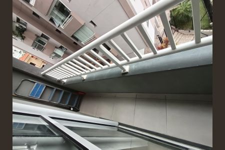 Varanda de kitnet/studio para alugar com 1 quarto, 25m² em Chácara Inglesa, São Paulo