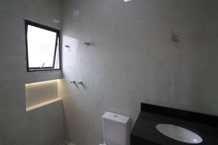 Casa à venda com 150m², 3 quartos e 4 vagasBanheiro da Suíte 2