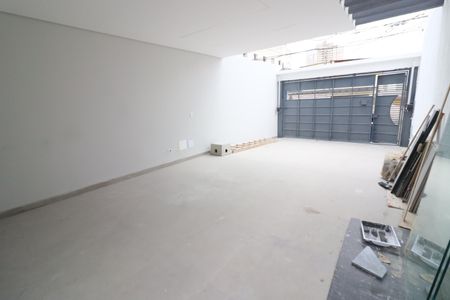 Casa à venda com 150m², 3 quartos e 4 vagasGaragem