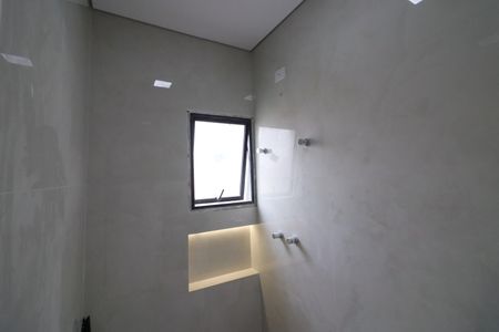 Casa à venda com 150m², 3 quartos e 4 vagasBanheiro da Suíte 2