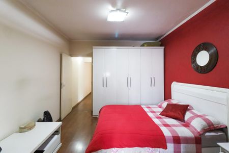 Casa à venda com 133m², 3 quartos e 2 vagas Casa à venda com 133m², 3 quartos e 2 vagasQuarto
