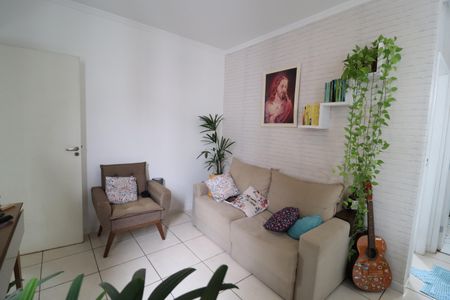 Sala de apartamento para alugar com 2 quartos, 57m² em Gávea, Uberlândia