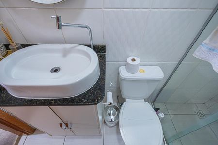 Apartamento à venda com 76m², 3 quartos e 1 vaga Apartamento à venda com 76m², 3 quartos e 1 vagaBanheiro
