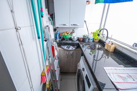 Apartamento à venda com 76m², 3 quartos e 1 vaga Apartamento à venda com 76m², 3 quartos e 1 vagaÁrea de Serviço