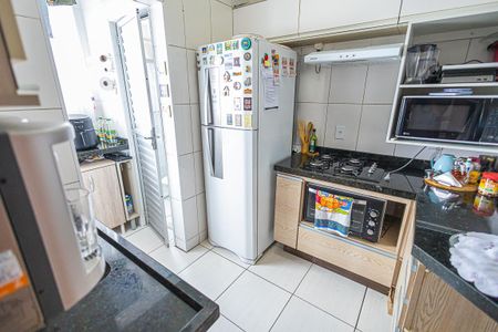 Apartamento à venda com 76m², 3 quartos e 1 vaga Apartamento à venda com 76m², 3 quartos e 1 vagaCozinha