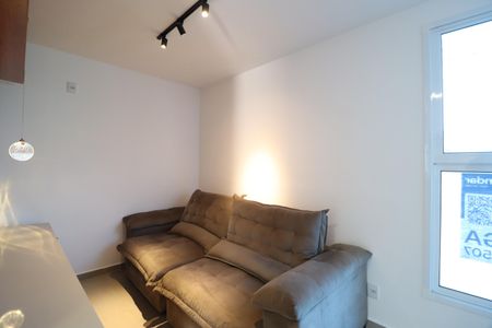 Sala de casa de condomínio para alugar com 3 quartos, 81m² em Granja Marileusa, Uberlândia
