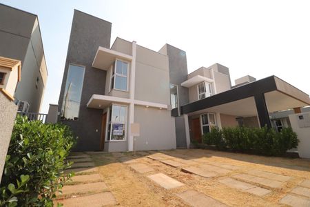 Casa de condomínio para alugar com 81m², 3 quartos e 2 vagasFachada