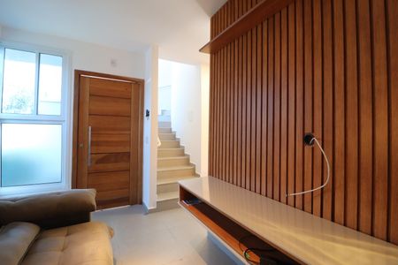 Casa de condomínio para alugar com 81m², 3 quartos e 2 vagasSala