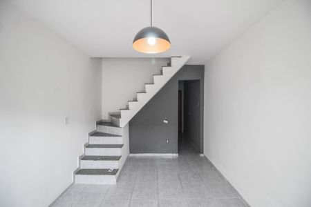 Sala de casa para alugar com 2 quartos, 50m² em Parque Sao Vicente, Belford Roxo