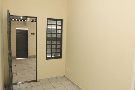 Sala de casa para alugar com 2 quartos, 90m² em Vila Nova, Nova Iguaçu