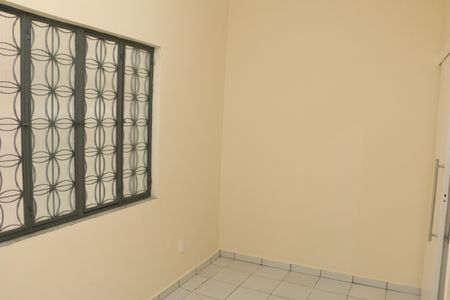 Quarto 1 de casa para alugar com 2 quartos, 90m² em Vila Nova, Nova Iguaçu
