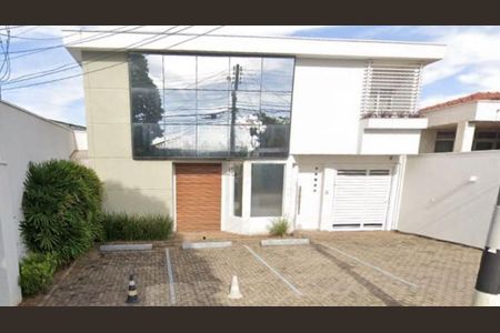 Casa à venda com 276m², 6 quartos e 8 vagas