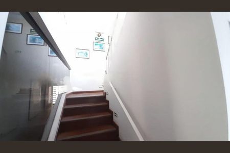 Casa à venda com 276m², 6 quartos e 8 vagas