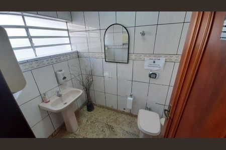 Casa à venda com 276m², 6 quartos e 8 vagas