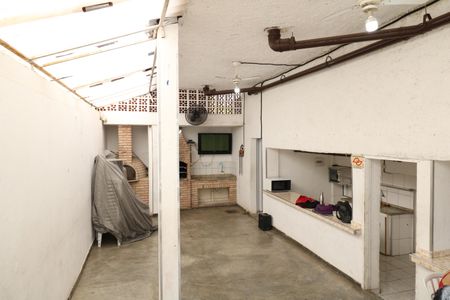 Apartamento à venda com 60m², 2 quartos e 1 vagaÁrea comum - Churrasqueira