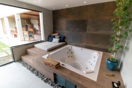 Casa para alugar com 800m², 5 quartos e 2 vagas Casa para alugar com 800m², 5 quartos e 2 vagasÁrea externa