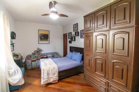 Casa para alugar com 800m², 5 quartos e 2 vagas Casa para alugar com 800m², 5 quartos e 2 vagasSuíte 1