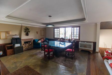 Casa para alugar com 800m², 5 quartos e 2 vagas Casa para alugar com 800m², 5 quartos e 2 vagasSala