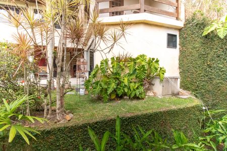 Casa para alugar com 800m², 5 quartos e 2 vagas Casa para alugar com 800m², 5 quartos e 2 vagasVista da Suíte 1