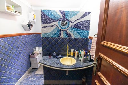 Casa para alugar com 800m², 5 quartos e 2 vagas Casa para alugar com 800m², 5 quartos e 2 vagasLavabo