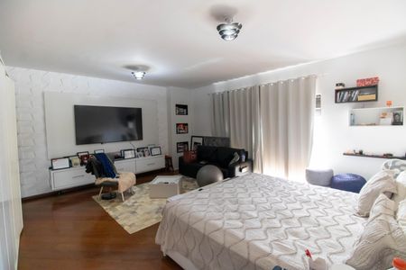 Casa para alugar com 800m², 5 quartos e 2 vagas Casa para alugar com 800m², 5 quartos e 2 vagasSuíte 2