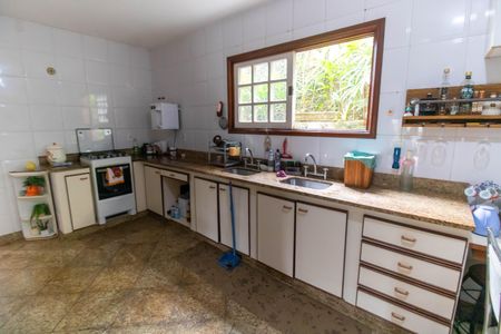 Casa para alugar com 800m², 5 quartos e 2 vagas Casa para alugar com 800m², 5 quartos e 2 vagasCozinha