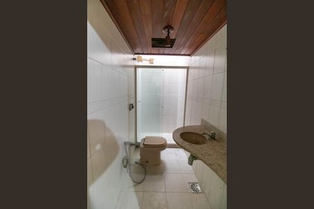 Casa para alugar com 800m², 5 quartos e 2 vagas Casa para alugar com 800m², 5 quartos e 2 vagasBanheiro da Suíte Externa