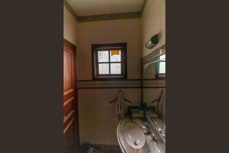 Casa para alugar com 800m², 5 quartos e 2 vagas Casa para alugar com 800m², 5 quartos e 2 vagasBanheiro da Suíte 1