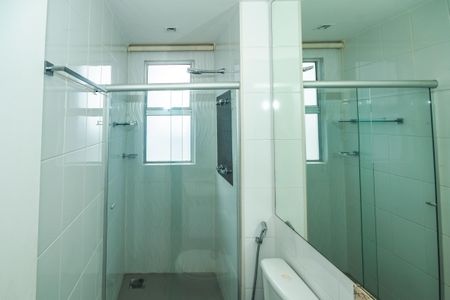 Apartamento à venda com 120m², 4 quartos e 3 vagasBanheiro Social