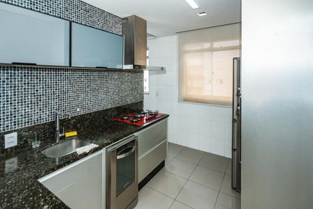 Apartamento à venda com 120m², 4 quartos e 3 vagasCozinha
