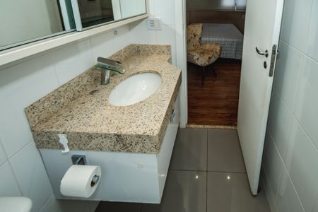 Apartamento à venda com 120m², 4 quartos e 3 vagasBanheiro da Suíte