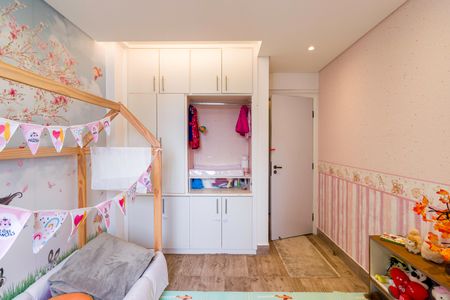 Apartamento à venda com 145m², 4 quartos e 2 vagas Apartamento à venda com 145m², 4 quartos e 2 vagasQuarto 1