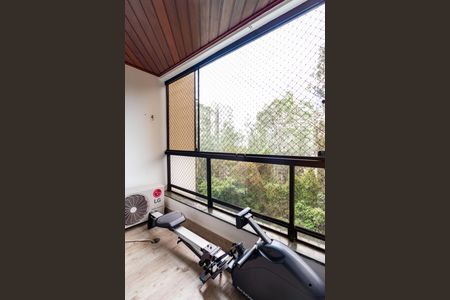 Apartamento à venda com 145m², 4 quartos e 2 vagas Apartamento à venda com 145m², 4 quartos e 2 vagasVaranda Suíte