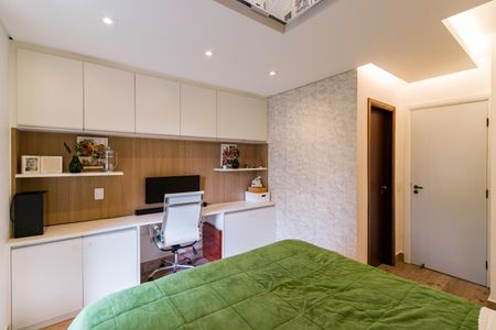 Apartamento à venda com 145m², 4 quartos e 2 vagas Apartamento à venda com 145m², 4 quartos e 2 vagasSuíte