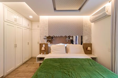 Apartamento à venda com 145m², 4 quartos e 2 vagas Apartamento à venda com 145m², 4 quartos e 2 vagasSuíte