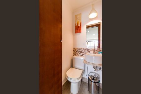 Apartamento à venda com 145m², 4 quartos e 2 vagas Apartamento à venda com 145m², 4 quartos e 2 vagasLavabo