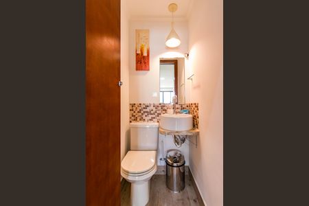 Apartamento à venda com 145m², 4 quartos e 2 vagas Apartamento à venda com 145m², 4 quartos e 2 vagasLavabo