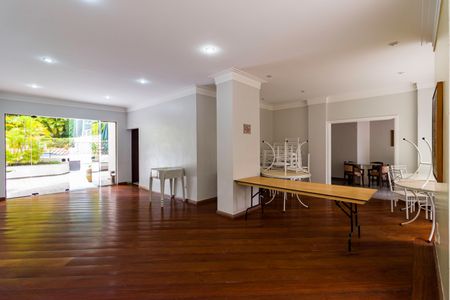 Apartamento à venda com 145m², 4 quartos e 2 vagas Apartamento à venda com 145m², 4 quartos e 2 vagasÁrea comum