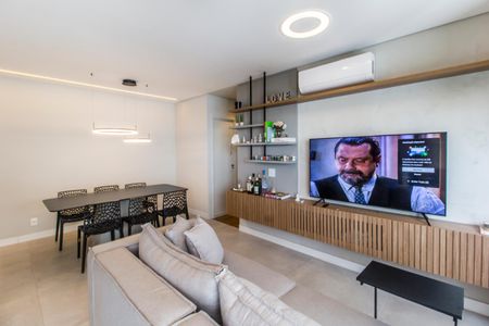Sala  de apartamento para alugar com 2 quartos, 69m² em Alphaville, Barueri