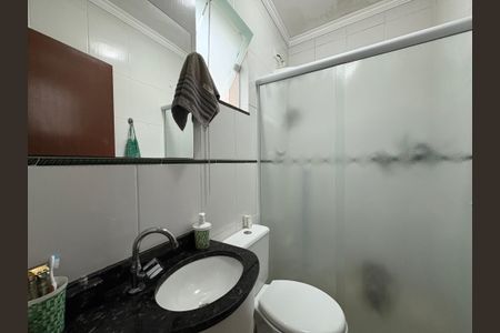 Casa à venda com 130m², 3 quartos e 2 vagas Casa à venda com 130m², 3 quartos e 2 vagasBanheiro 2