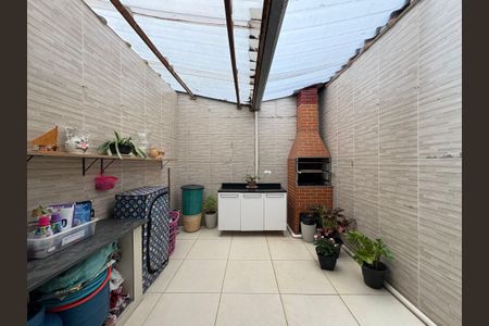 Casa à venda com 130m², 3 quartos e 2 vagas Casa à venda com 130m², 3 quartos e 2 vagasVaranda gourmet