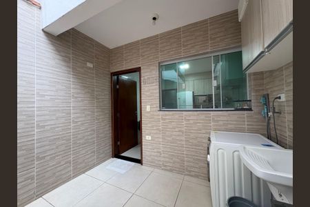 Casa à venda com 130m², 3 quartos e 2 vagas Casa à venda com 130m², 3 quartos e 2 vagasLavanderia