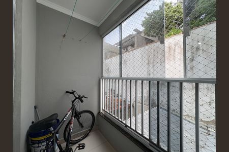 Casa à venda com 130m², 3 quartos e 2 vagas Casa à venda com 130m², 3 quartos e 2 vagasSacada