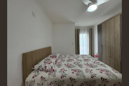 Casa à venda com 130m², 3 quartos e 2 vagas Casa à venda com 130m², 3 quartos e 2 vagasSuite