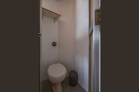 Lavabo de apartamento para alugar com 1 quarto, 60m² em Pinheiros, São Paulo