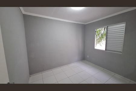 Quarto 2 de apartamento para alugar com 2 quartos, 45m² em Vila Urupes, Suzano